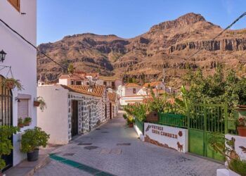 San Bartolomé: un blend de maravillas naturales y legado cultural